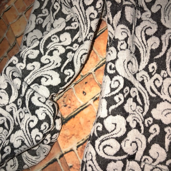 **5 for $20** Damask Jacket - Picture 4 of 5